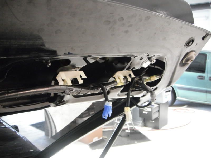 File:563d4684 HatchWires001.jpg