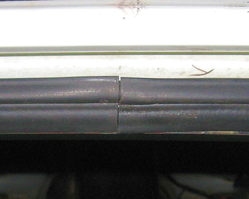 Hatch seal joint installation